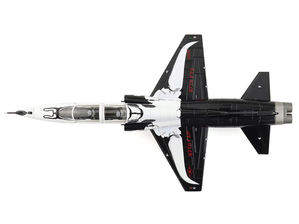 Northrop T-38C Talon Aircraft "65-10331 FAIP Scheme 87th FTS Laughlin AFB" (2021) United States Air Force "Air Power Series" 1/72 Diecast Model by Hobby Master